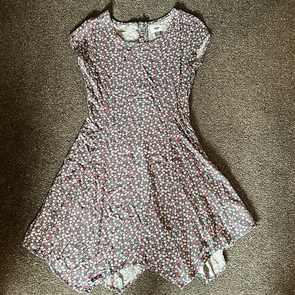 Pretty light weight summer dress